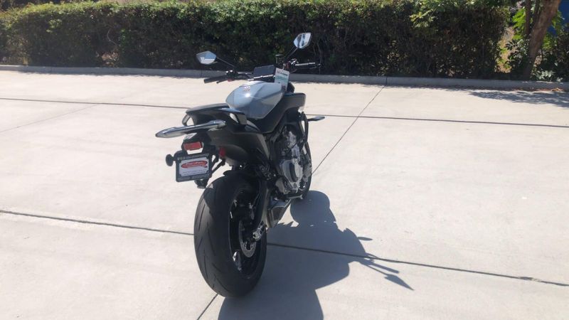 New 2026 CFMOTO 675NK Image 3