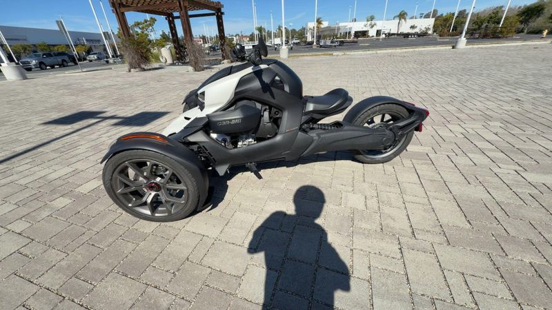 New 2025 Can-Am RYKER (900 ACE) Image 6