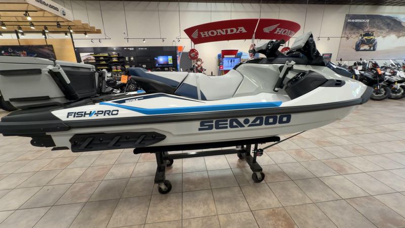 New 2025 Sea Doo FISHPRO SPORT 170 (SOUND SYSTEM) Image 9