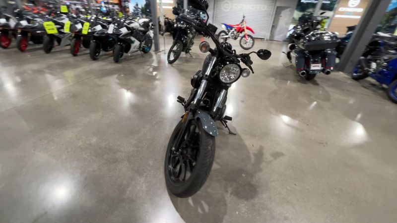 Used 2023 Yamaha BOLT R-SPEC Image 3