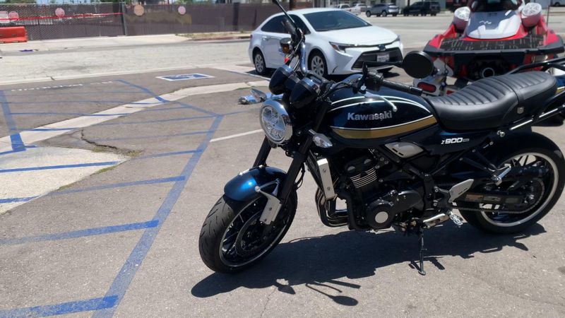 Used 2022 Kawasaki Z900RS ABS Image 5