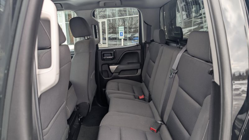 Used 2018 Chevrolet Silverado 1500 LTImage 12