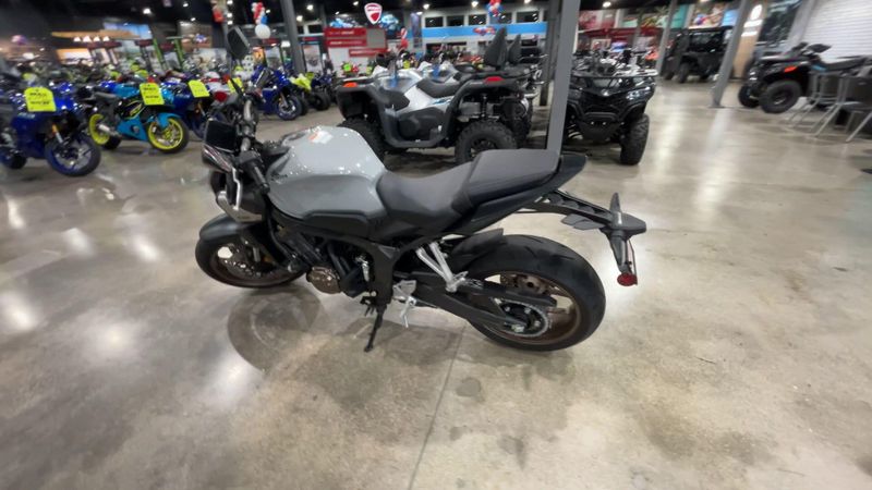 Used 2024 Honda CB650R Image 6