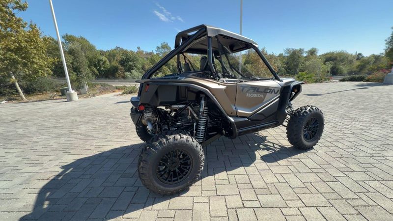 New 2026 Honda TALON1000R FOX LIVE VALVE Image 9