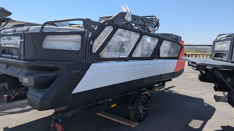 2024 SEADOO SWITCH CRUISE 21 230HP  LAVA RED  in a RED exterior color. Family PowerSports (877) 886-1997 familypowersports.com 