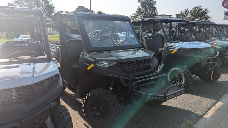 2025 Polaris RANGER 1000 EPS SAGE GREEN Image 2