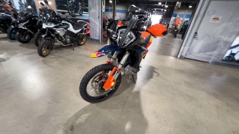 New 2027 KTM 890 ADVENTURE R RALLY Image 3