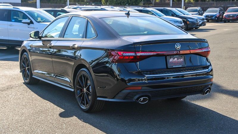 New 2025 Volkswagen Jetta GLI 2.0T AutobahnImage 2