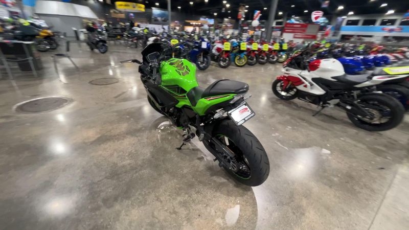Used 2023 Kawasaki NINJA 650 Image 7