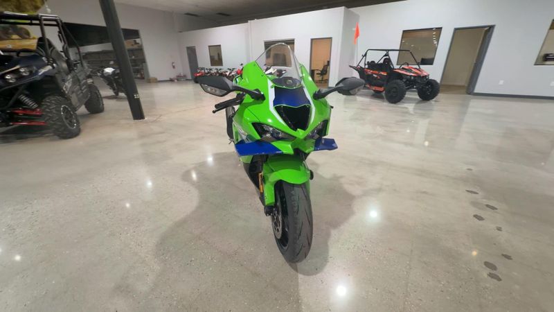 New 2026 Kawasaki NINJA ZX-10R ABS Image 2