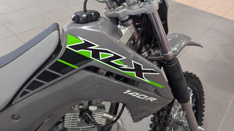 2025 Kawasaki KLX140R BATTLE GRAYImage 5