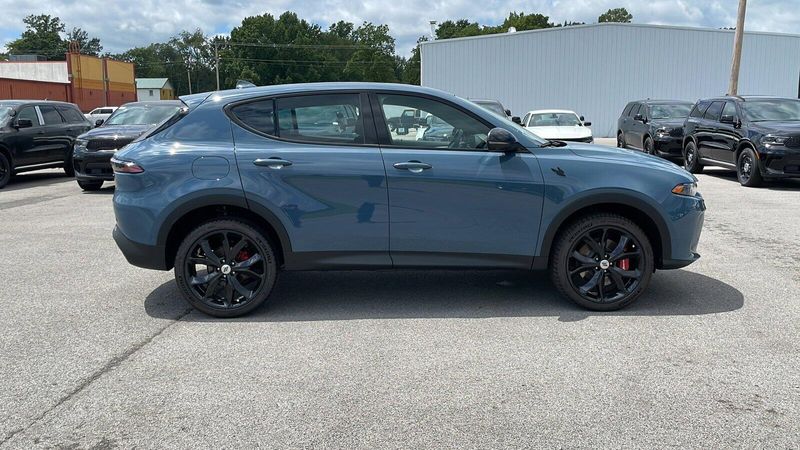 2023 Dodge Hornet GT Plus photo 6