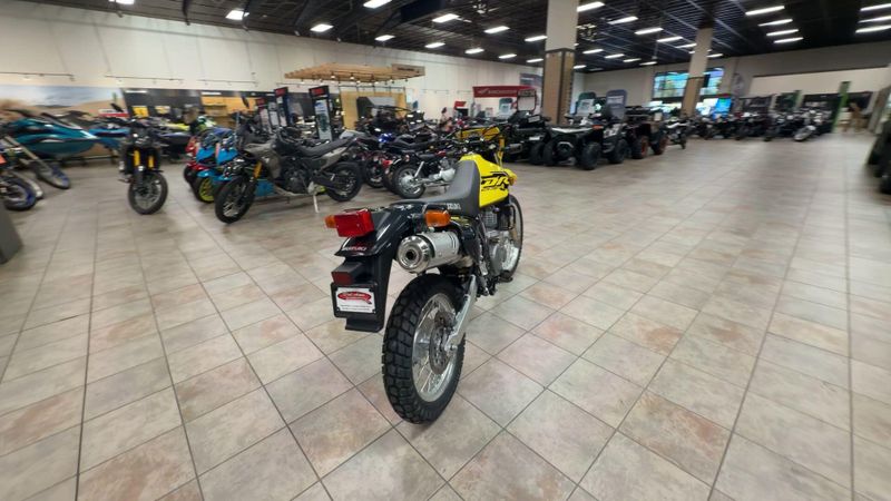 New 2027 Suzuki DR650S Image 8