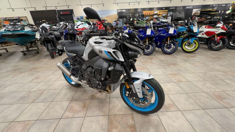 New 2026 Yamaha MT-10 Image 3