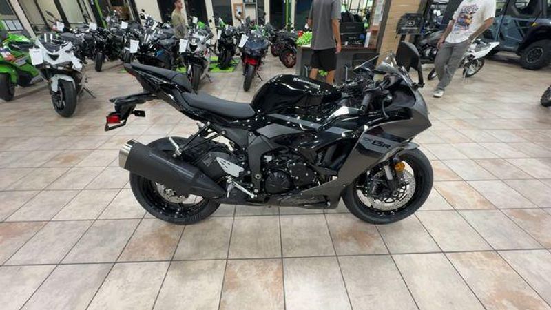 New 2026 Kawasaki NINJA ZX-6R ABS Image 5
