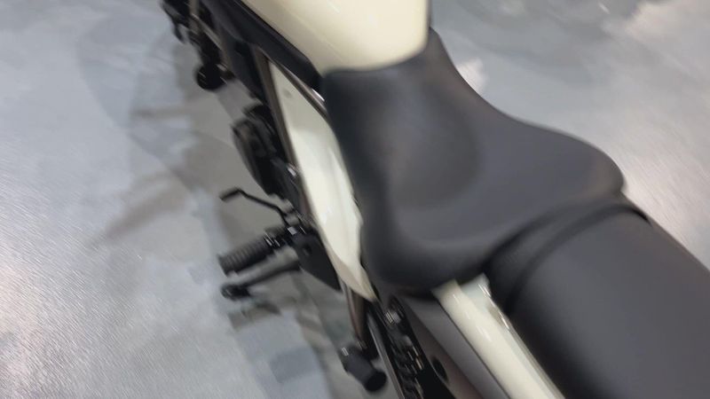 New 2026 Kawasaki Eliminator Image 3