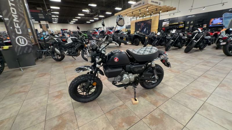 New 2026 Honda MONKEY ABS Image 5