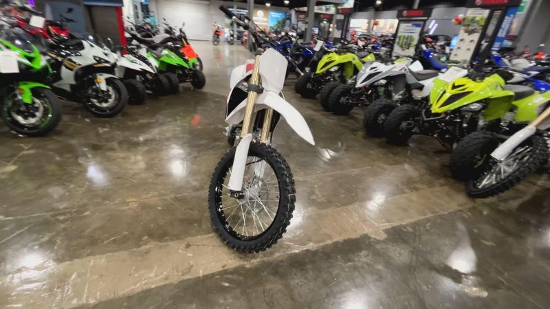 New 2026 Yamaha YZ250F 70TH ANNIVERSARY EDITION Image 3