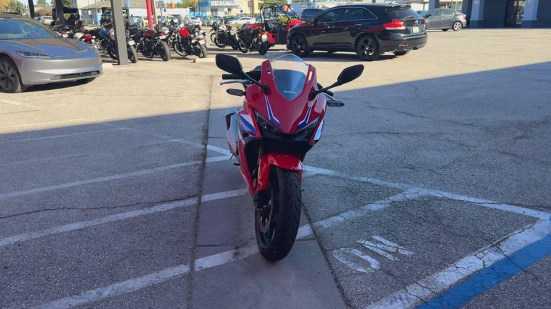 New 2026 Honda CBR500R ABS Image 3