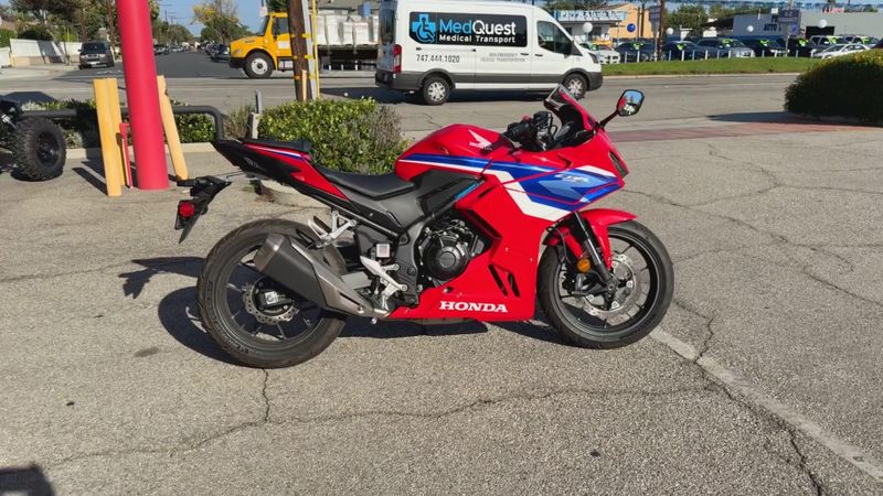 Used 2025 Honda CBR500R Image 9