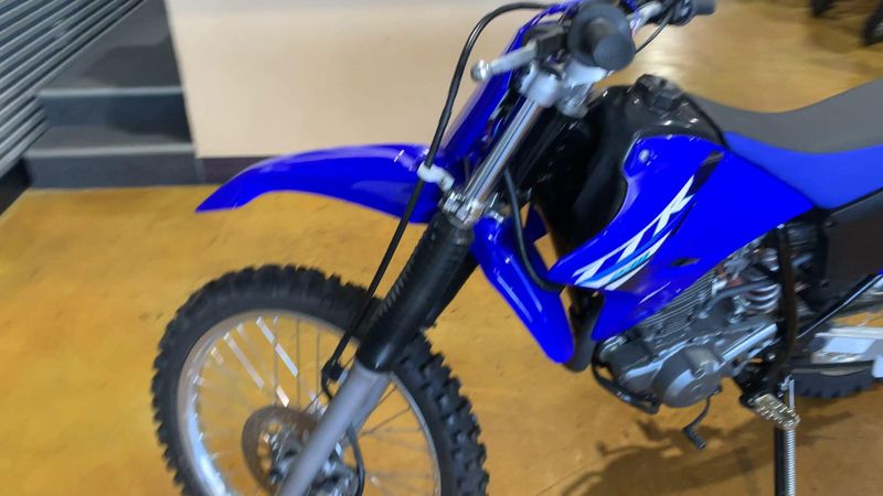 2025 Yamaha TT-R230 Image 3