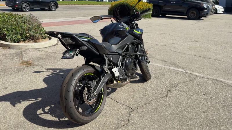 Used 2024 Kawasaki Z650 Image 8