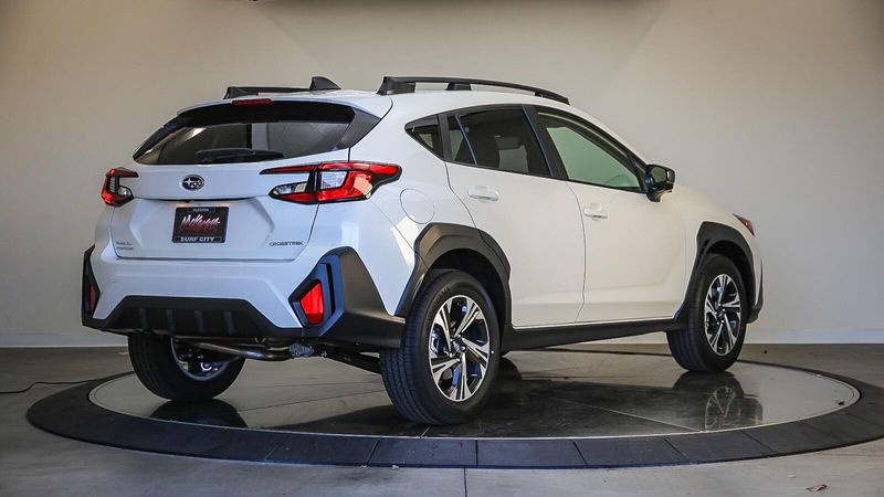 2025 Subaru Crosstrek PremiumImage 4