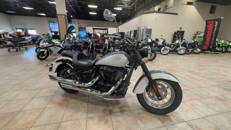 Used 2024 Kawasaki VULCAN 900 CLASSIC Image 2