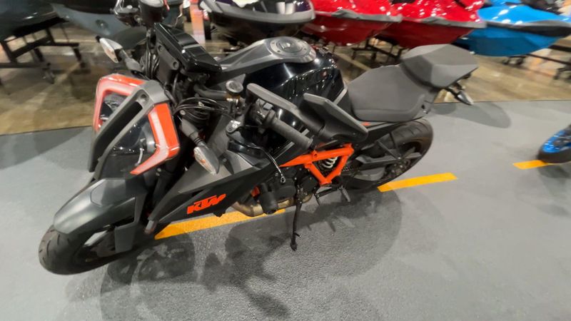 Used 2020 KTM 1290 SUPER DUKE R Image 4