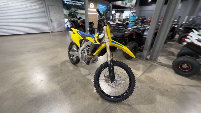 New 2027 Suzuki RM-Z450 Image 2