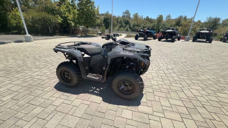 New 2026 Can-Am OUTLANDER 500 Image 2