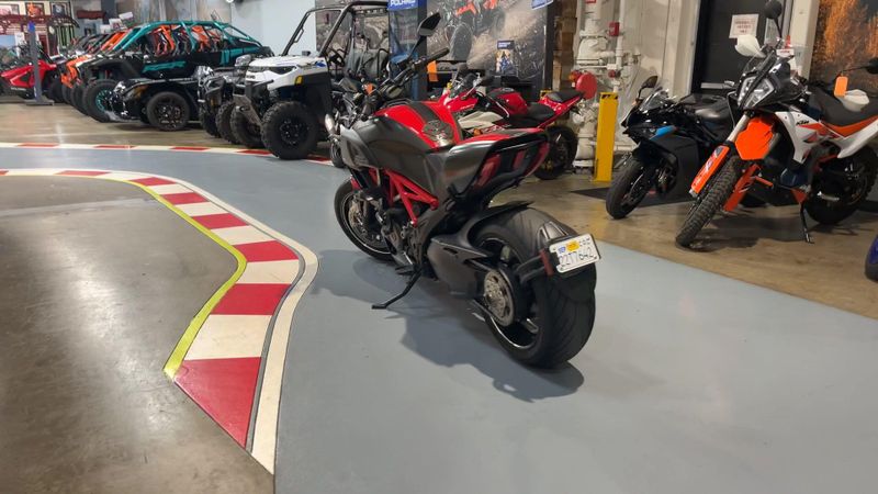 2015 Ducati Diavel Image 6