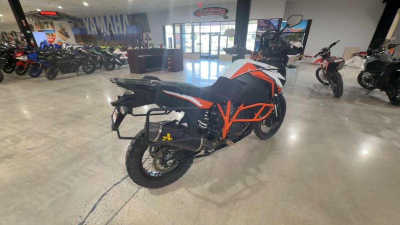 Used 2020 KTM 1290 SUPER ADVENTURE R  in a WHITE/ ORANGE exterior color. Victorville Del Amo Motorsports 760-241-7387 delamomotorsportsofvictorville.com 