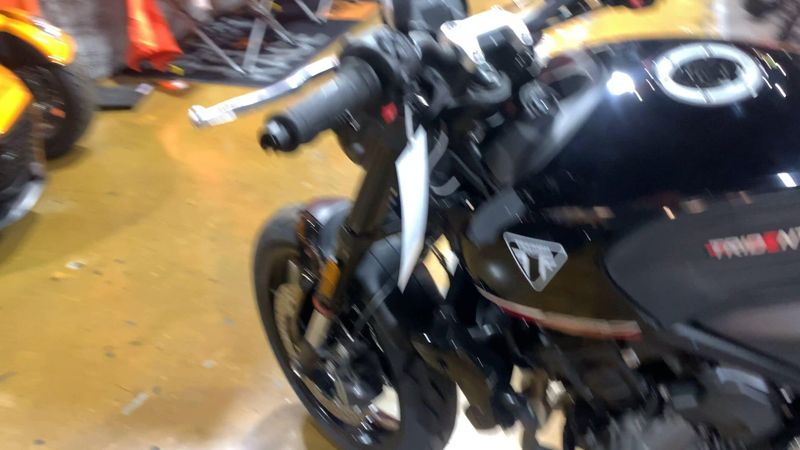 New 2025 Triumph TRIDENT 660 Image 8
