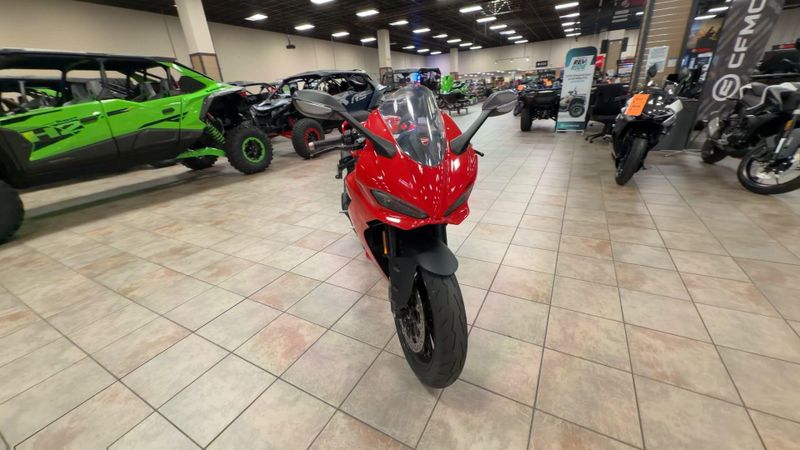 Used 2026 Ducati PANIGALE V2 Image 4