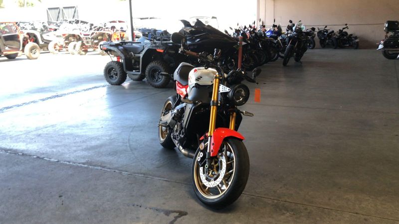 Used 2024 Yamaha XSR900 Image 2