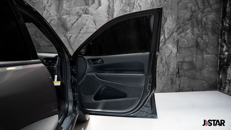 2023 Dodge Durango R/T Plus photo 9