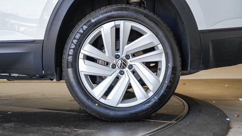 Used 2021 Volkswagen Atlas 3.6L V6 SE w/TechnologyImage 10