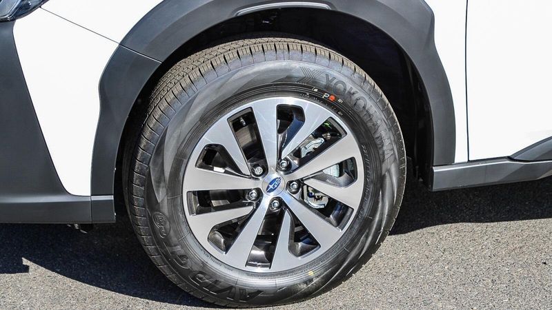 2025 Subaru Outback PremiumImage 9