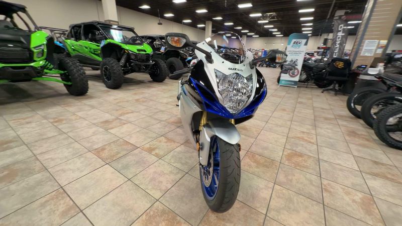 New 2026 Suzuki GSX-R750 Image 4