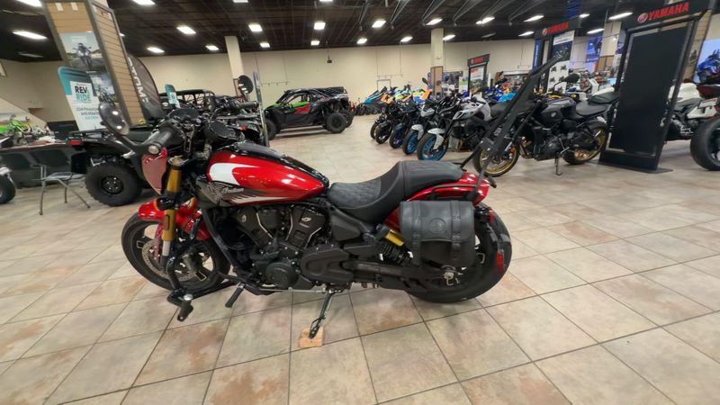 Used 2025 Indian Motorcycle 101 SCOUT WHITE MTLC WGRFX TEC Image 6