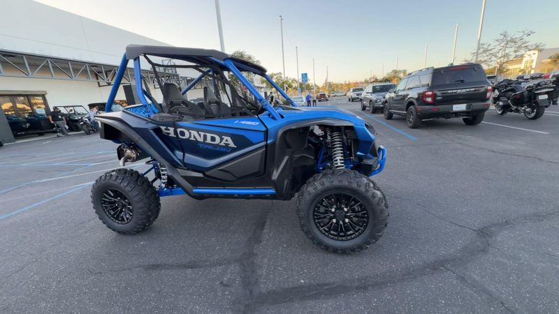 New 2025 Honda TALON 1000X FOX LIVE VALVE Image 2