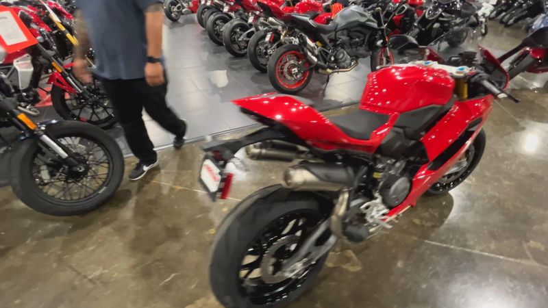 New 2026 Ducati PANIGALE V2 S 896 Image 8