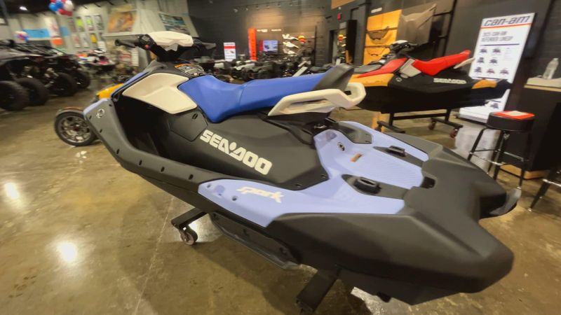 New 2024 Sea-Doo SPARK FOR 3 90 (SOUND SYSTEM) Image 2