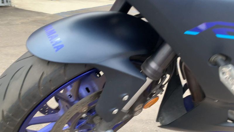 New 2025 Yamaha YZF-R7 Image 8