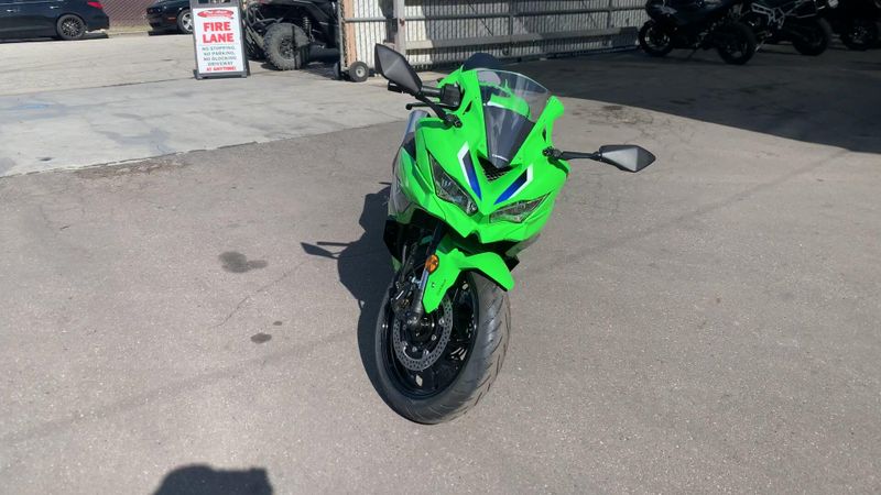 New 2026 Kawasaki NINJA ZX-4RR ABS Image 7