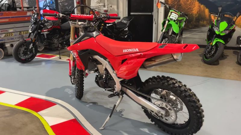 New 2025 Honda CRF450X Image 9