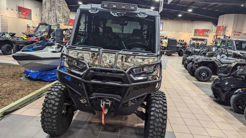 2025 Can-Am DEFENDER MAX LTD 65 HD10 WILDLAND CAMOImage 9