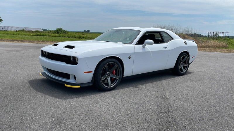 2023 Dodge Challenger SRT8 Hellcat photo 2