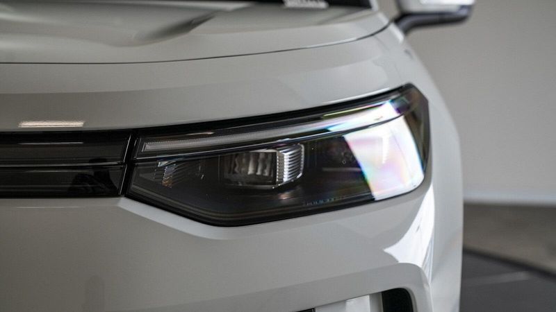 New 2025 Volkswagen Tiguan 2.0T SEImage 7